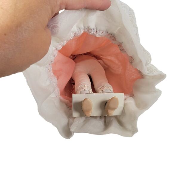 1988 Avon Collectible Porcelain Doll 8" Pink Dress Lace Details - Picture 5 of 8